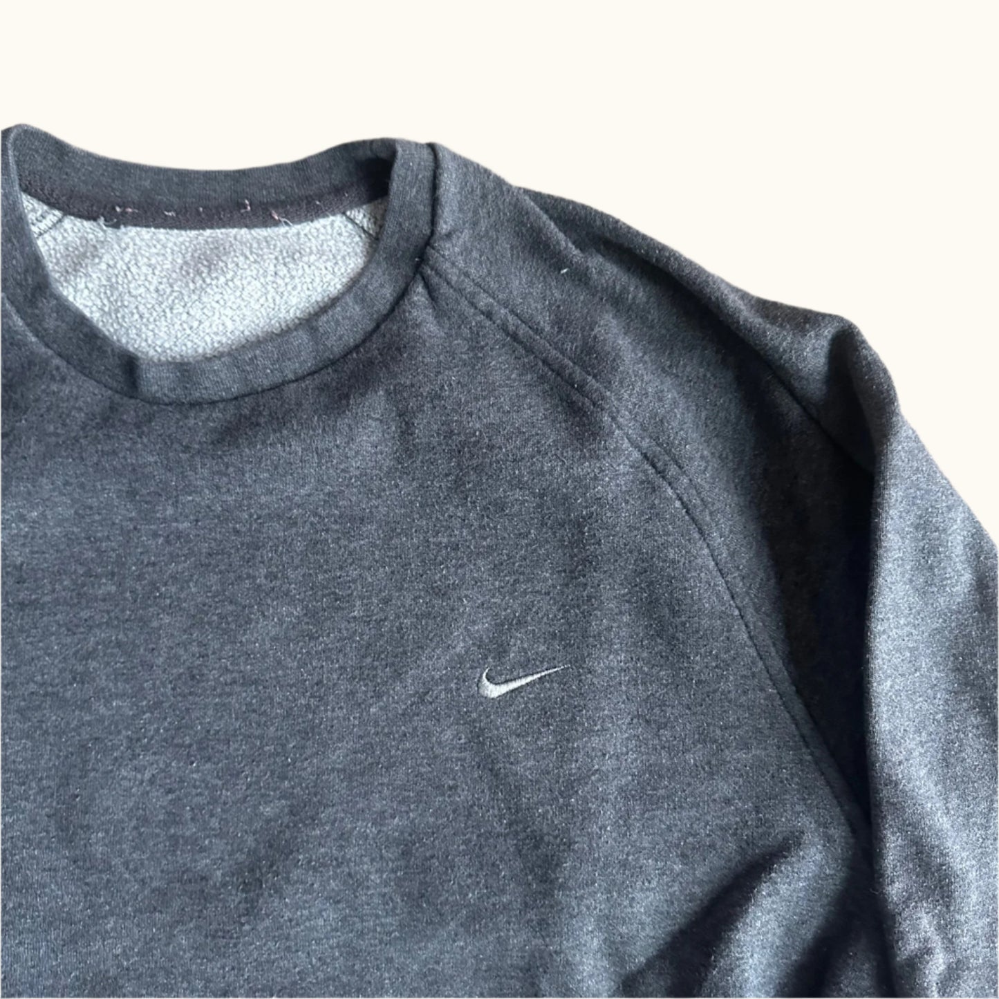 Vintage Nike gray sweatshirt size L